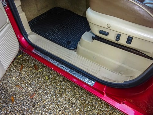 NO RESERVE - 1999 Range Rover P38 ‘Vogue SE’ In vendita (immagine 25 di 186)