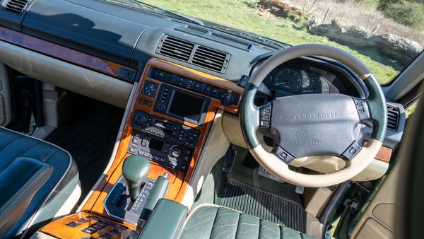 2001 Range Rover P38 30th Anniversary Edition For Sale (picture :index of 39)