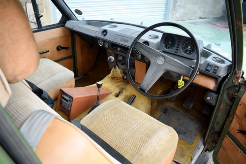 1973 Range Rover Two Door Suffix B In vendita (immagine 23 di 167)