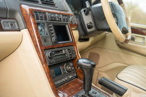 NO RESERVE - 2002 Range Rover 4.6 Vogue In vendita (immagine 62 di 207)