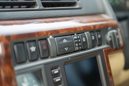 NO RESERVE - 2002 Range Rover 4.6 Vogue In vendita (immagine 65 di 207)