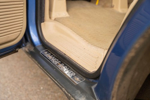 NO RESERVE - 2002 Range Rover 4.6 Vogue In vendita (immagine 37 di 207)