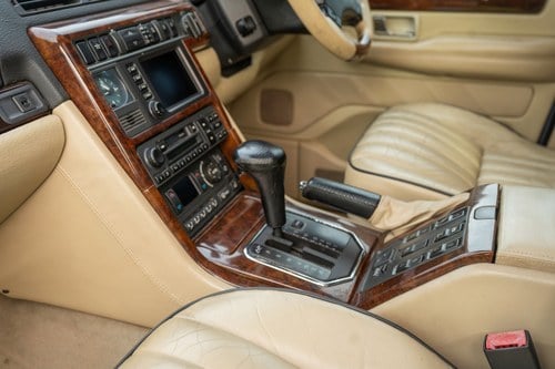 NO RESERVE - 2002 Range Rover 4.6 Vogue In vendita (immagine 61 di 207)