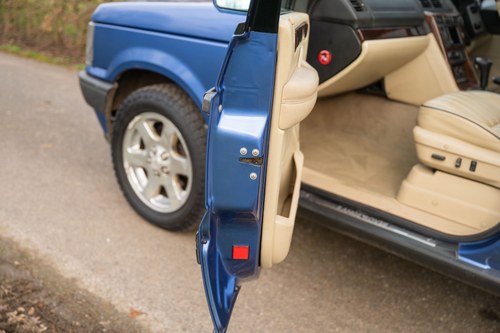 NO RESERVE - 2002 Range Rover 4.6 Vogue In vendita (immagine 138 di 207)