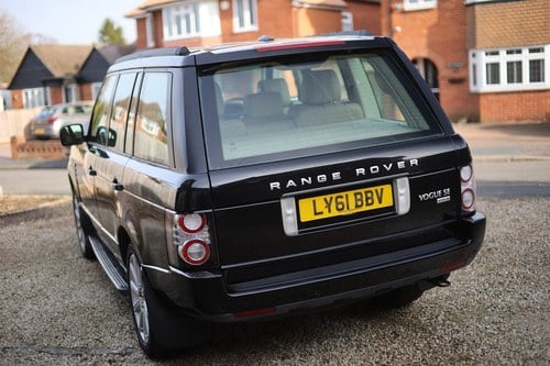 2011 Land Rover Range Rover L322 Vogue TDV8 à vendre (picture 15 of 346)