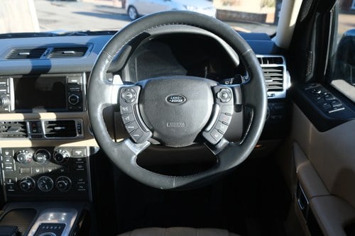 2011 Land Rover Range Rover L322 Vogue TDV8 à vendre (picture 31 of 346)