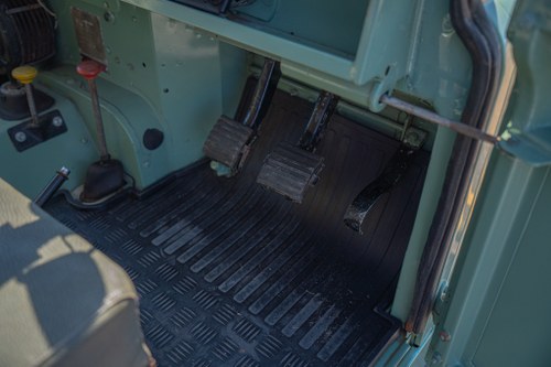 1963 Land Rover Series IIA 88 For Sale (picture 67 of 212)