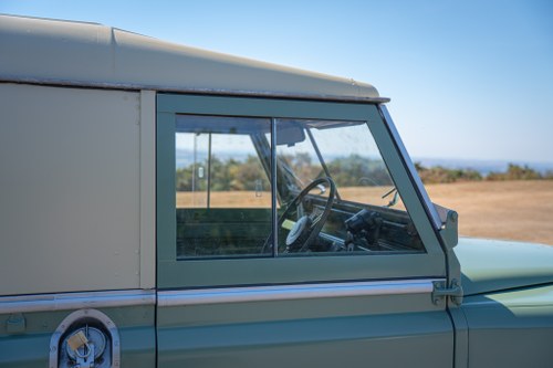 1963 Land Rover Series IIA 88 For Sale (picture 146 of 212)