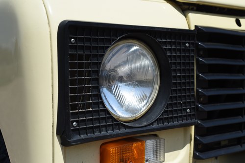 1986 Land Rover Santana Defender 88 (LHD) For Sale (picture 77 of 144)