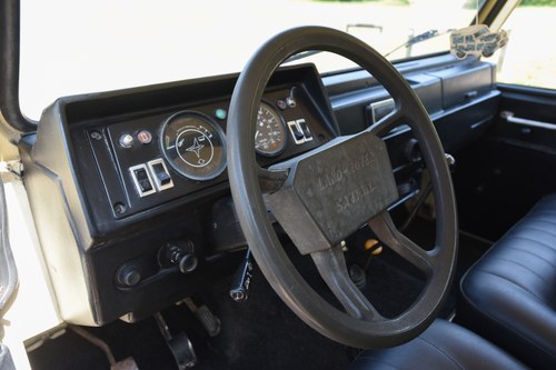 1986 Land Rover Santana Defender 88 (LHD) For Sale (picture 47 of 144)