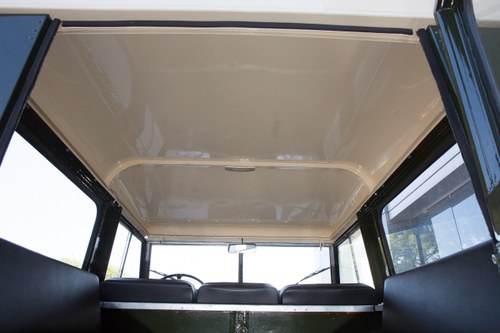 1961 Land Rover Santana Series II 88” For Sale (picture 52 of 80)
