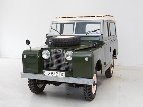 1961 Land Rover Santana Series II 88” For Sale (picture 12 of 80)