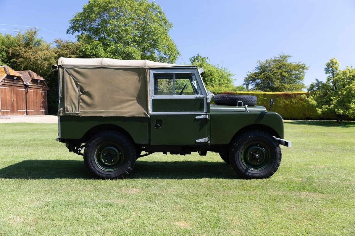 TRUESCALE 1:43 SCALE Land Rover S1 88 1957 Soft-Top EUR 112,38 TRUESCALE 1:43 SCALE Land Rover S1 88 1957 Soft-Top EUR 112,38