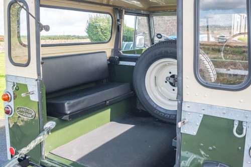 1969 Land Rover Series IIA 88” In vendita (immagine 59 di 125)