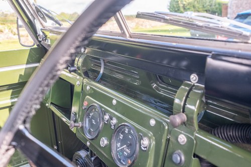 1969 Land Rover Series IIA 88” In vendita (immagine 54 di 125)