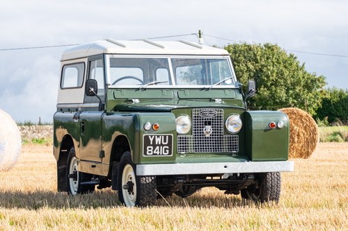 1969 Land Rover Series IIA 88” In vendita (immagine 12 di 125)