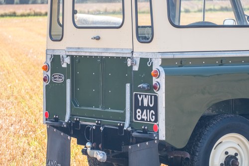 1969 Land Rover Series IIA 88” In vendita (immagine 63 di 125)