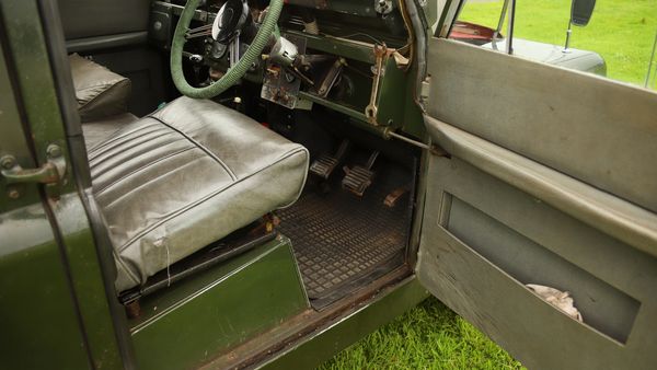 1965 Land Rover Series 2A LWB Station Wagon For Sale (picture :index of 44)
