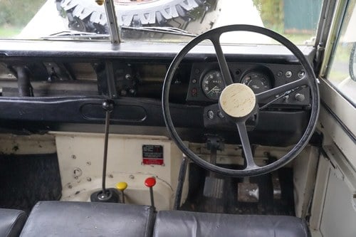 1984 Land Rover Series III zum Verkauf (Bild 65 von 196)