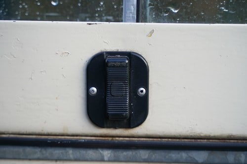 1984 Land Rover Series III zum Verkauf (Bild 156 von 196)