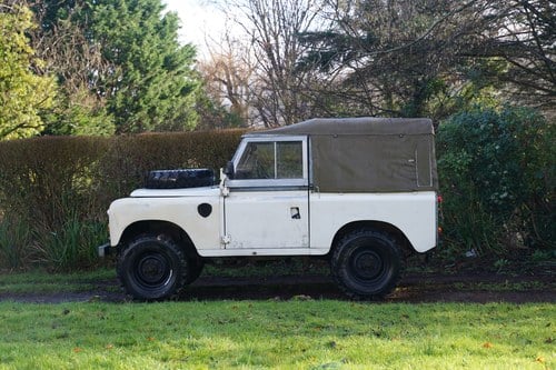 1984 Land Rover Series III zum Verkauf (Bild 18 von 196)