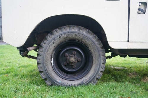 1984 Land Rover Series III zum Verkauf (Bild 43 von 196)