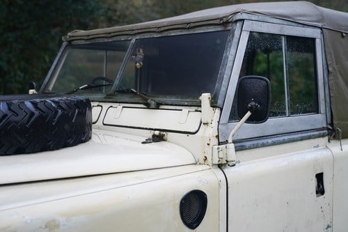 1984 Land Rover Series III zum Verkauf (Bild 115 von 196)