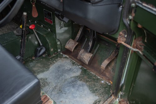 NO RESERVE - 1982 Land Rover Series III 109 For Sale (picture 34 of 160)