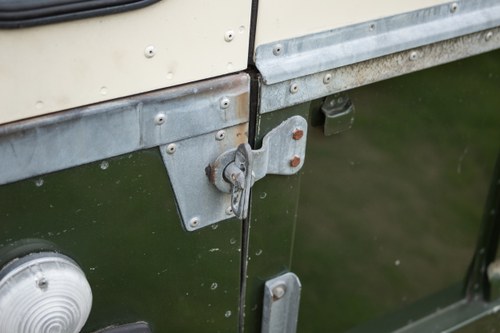 NO RESERVE - 1982 Land Rover Series III 109 For Sale (picture 67 of 160)