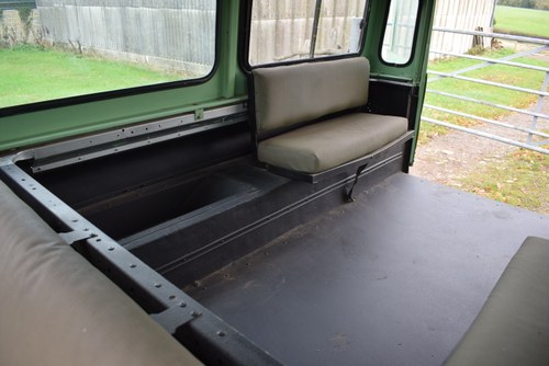 1976 Land Rover Series IIA 109” Station Wagon En venta (imagen 59 de 184)