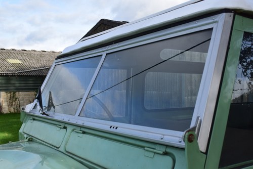 1976 Land Rover Series IIA 109” Station Wagon En venta (imagen 137 de 184)