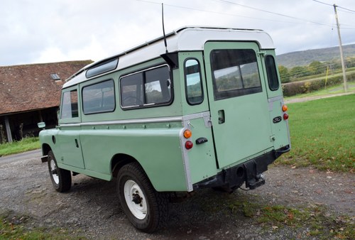 1976 Land Rover Series IIA 109” Station Wagon En venta (imagen 16 de 184)