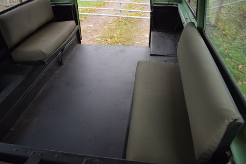 1976 Land Rover Series IIA 109” Station Wagon En venta (imagen 60 de 184)