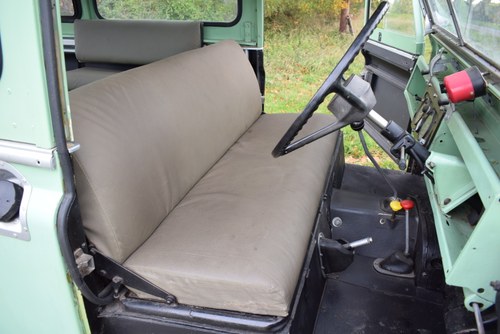 1976 Land Rover Series IIA 109” Station Wagon En venta (imagen 54 de 184)