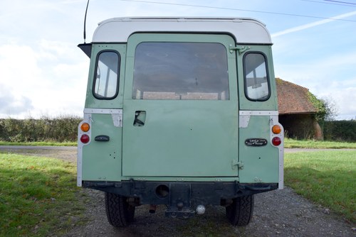 1976 Land Rover Series IIA 109” Station Wagon En venta (imagen 14 de 184)