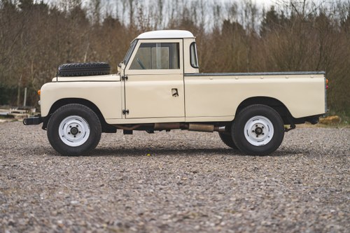 1972 Land Rover Series IIA LWB For Sale (picture 5 of 85)