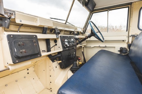 1972 Land Rover Series IIA LWB For Sale (picture 10 of 85)