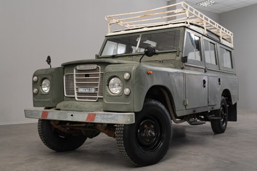 1972 Land Rover Series III 109" Diesel Station Wagon In vendita (immagine 1 di 52)