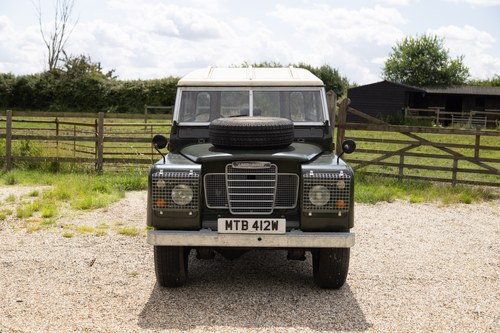 Land Rover Series III zum Verkauf (Bild 2 von 225)