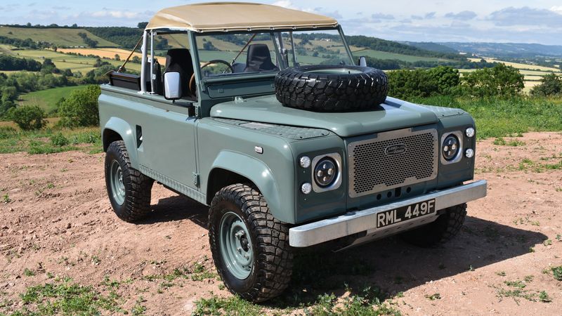 1967 Land Rover V8 Series 2A / 90 Hybrid For Sale (picture 1 of 70)
