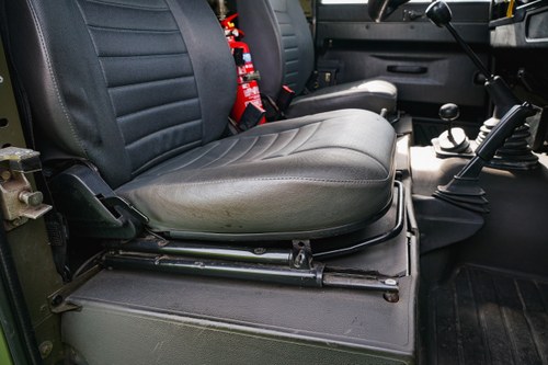 1999 Land Rover Defender TUL Wolf Winter Water Hardtop In vendita (immagine 72 di 206)