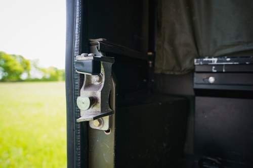 1999 Land Rover Defender TUL Wolf Winter Water Hardtop In vendita (immagine 109 di 206)