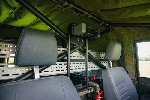 1999 Land Rover Defender TUL Wolf Winter Water Hardtop In vendita (immagine 76 di 206)