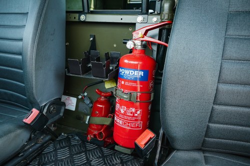 1999 Land Rover Defender TUL Wolf Winter Water Hardtop In vendita (immagine 77 di 206)