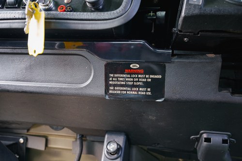 1999 Land Rover Defender TUL Wolf Winter Water Hardtop In vendita (immagine 66 di 206)