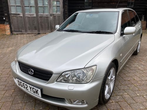 RESERVE LOWERED - 2002 Lexus IS300 SportCross Te koop (foto 5 van 123)