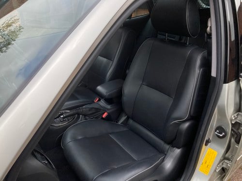 RESERVE LOWERED - 2002 Lexus IS300 SportCross Te koop (foto 51 van 123)