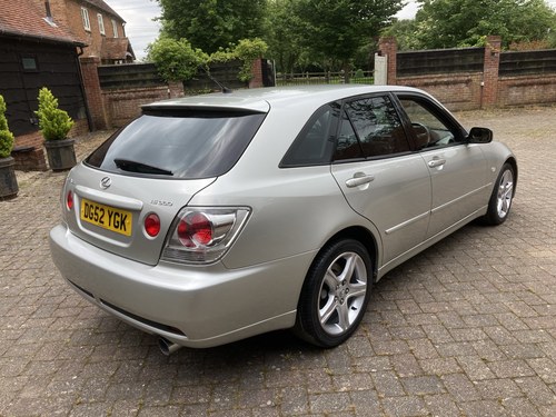 RESERVE LOWERED - 2002 Lexus IS300 SportCross Te koop (foto 13 van 123)