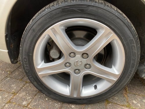 RESERVE LOWERED - 2002 Lexus IS300 SportCross Te koop (foto 18 van 123)