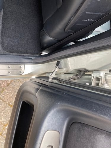 RESERVE LOWERED - 2002 Lexus IS300 SportCross Te koop (foto 57 van 123)